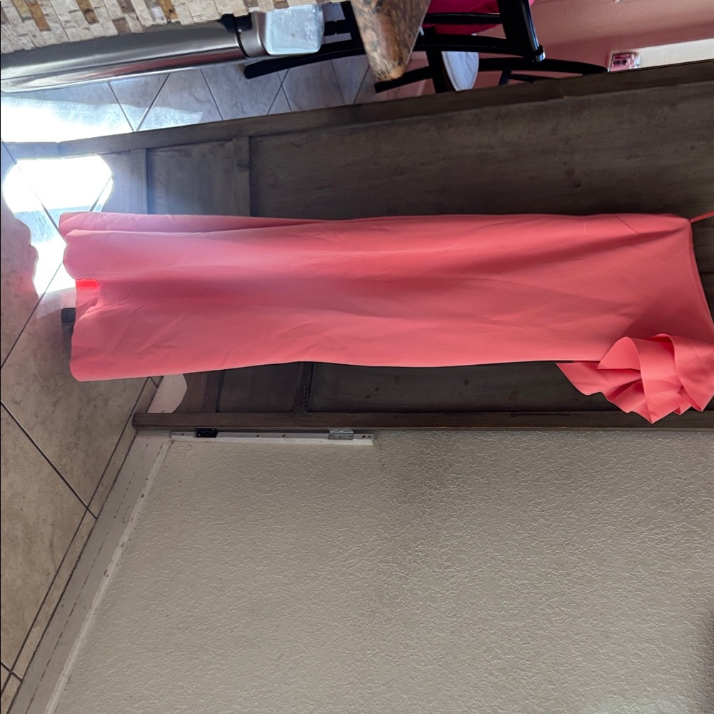 Jessica Howard Coral Maxi Dress
